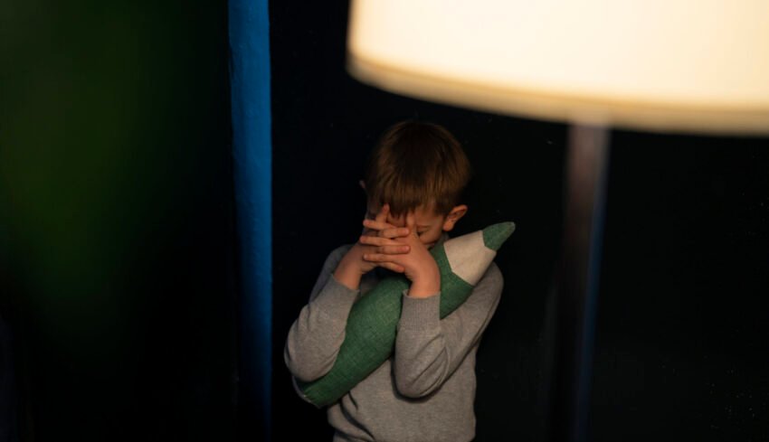 non-explicit-image-child-abuse